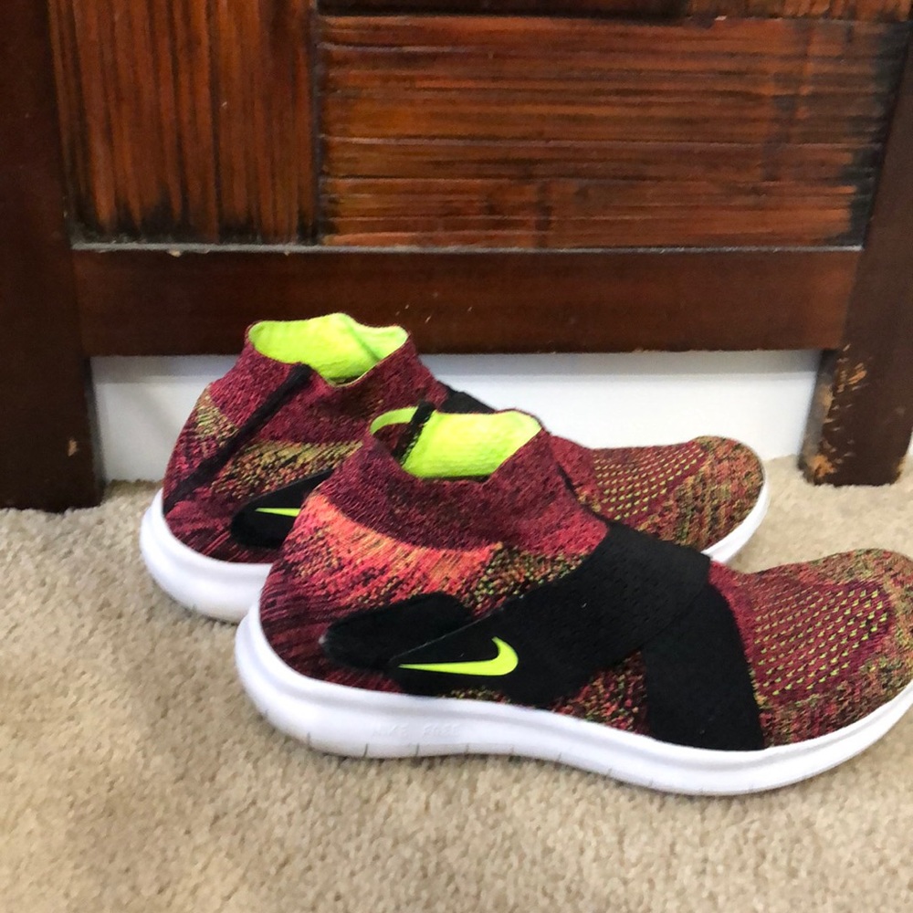 Nike Free Run Motion Flyknit